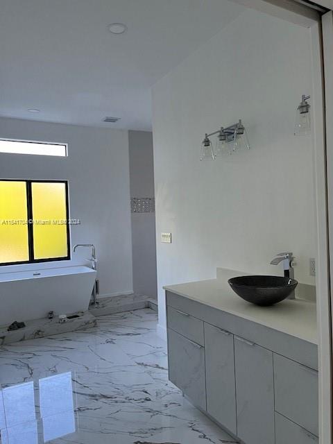 OAK MANOR - Residential