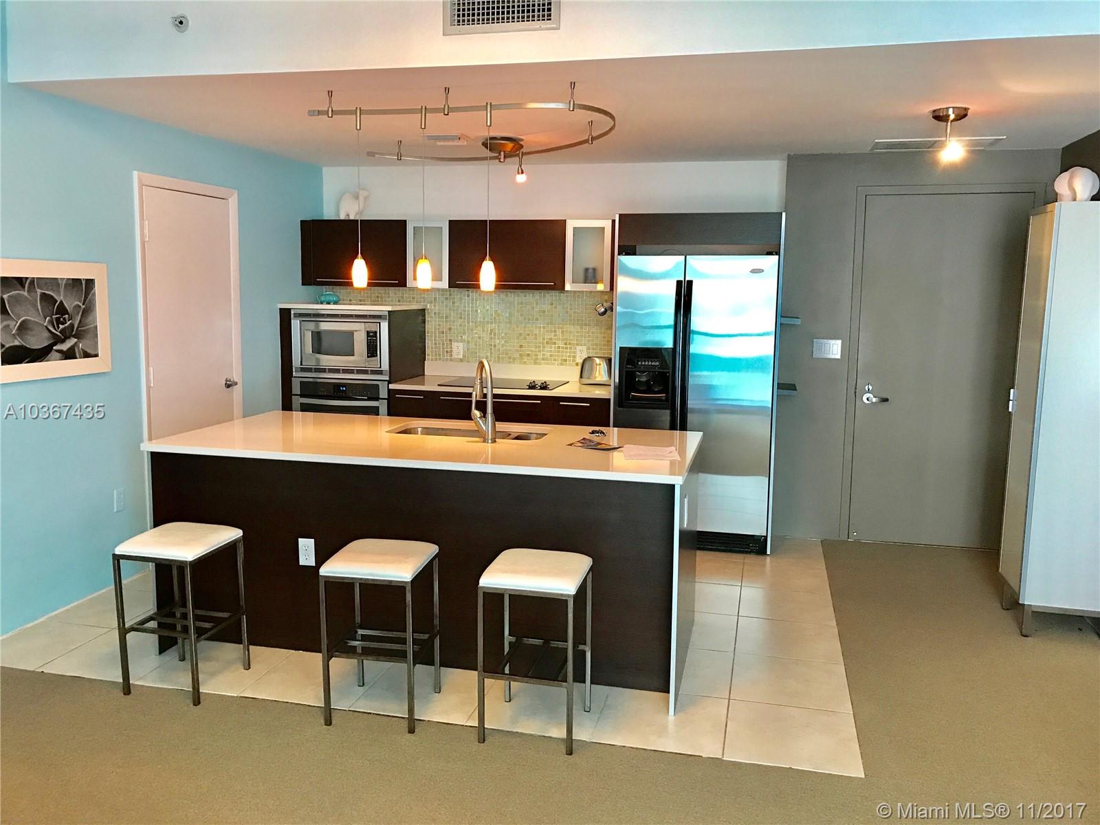 QUANTUM ON THE BAY CONDO - Residential