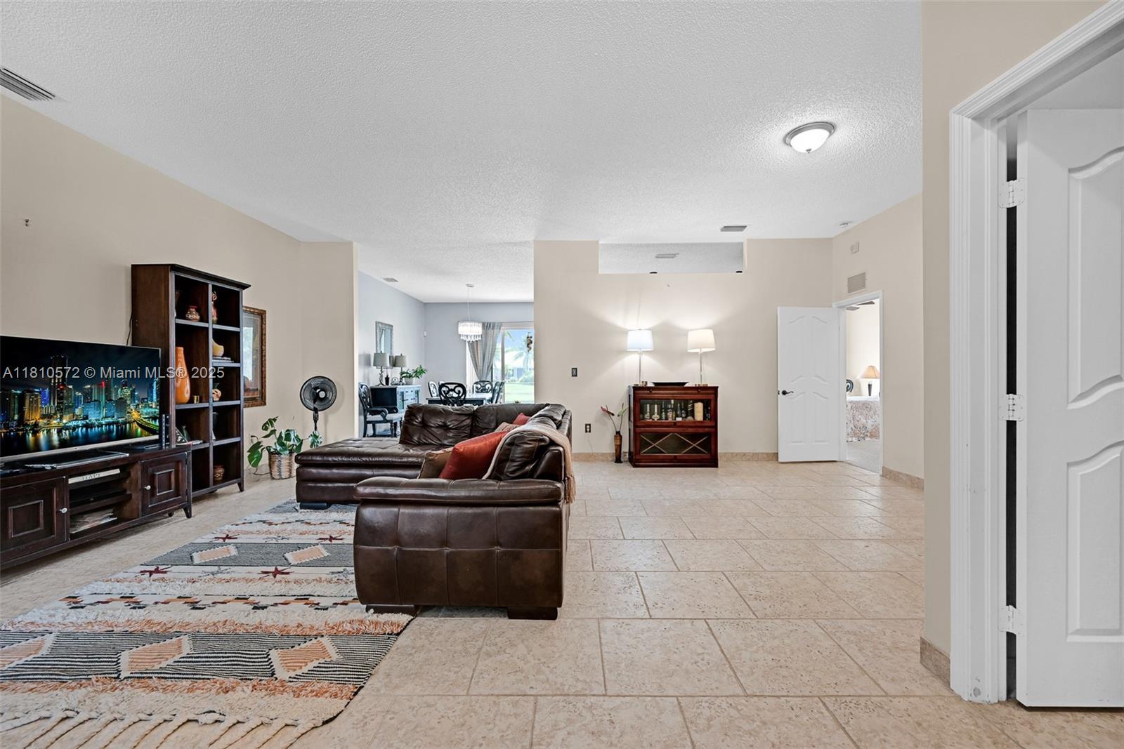 2775 Dunwoodie Pl