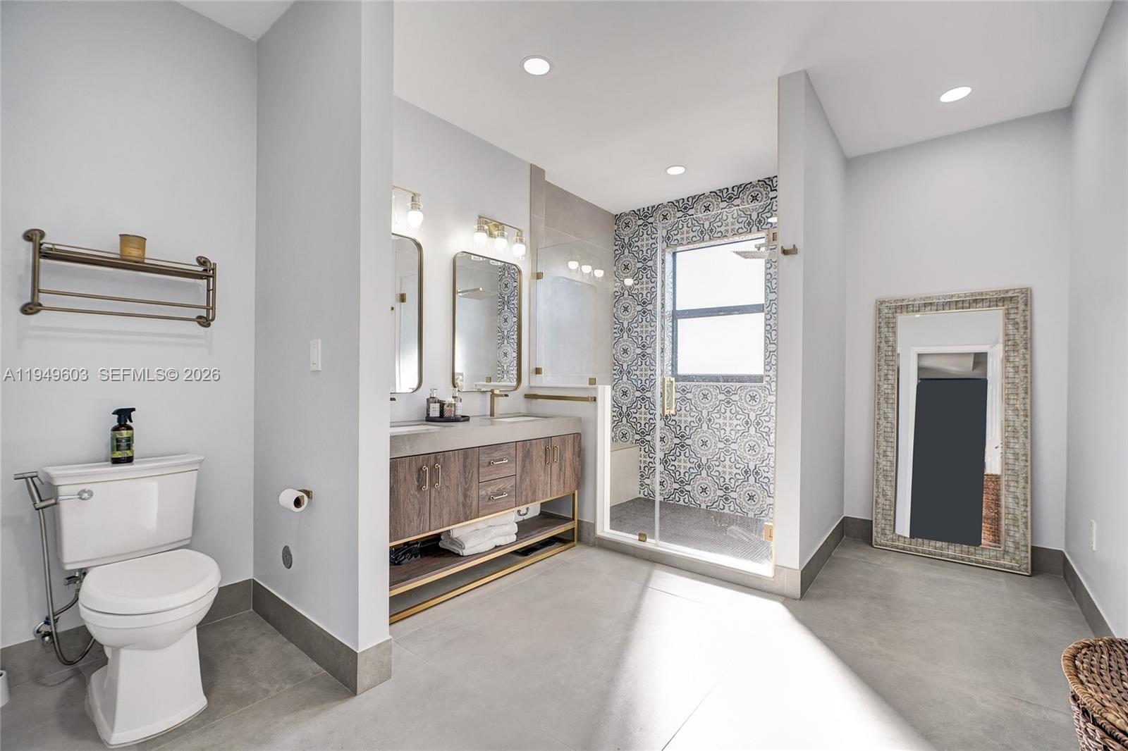 GARDEN ESTATES AT THE HAM - Residential