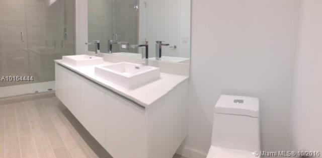 LE PARC AT BRICKELL - Residential Lease