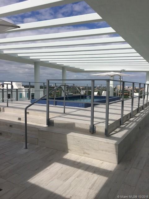 LE PARC AT BRICKELL - Residential Lease