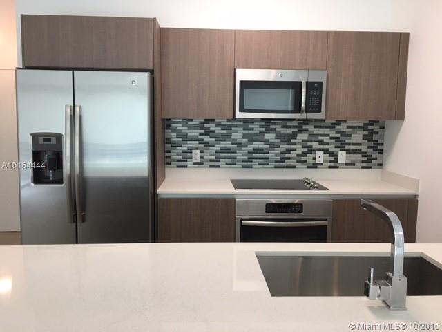 LE PARC AT BRICKELL - Residential Lease