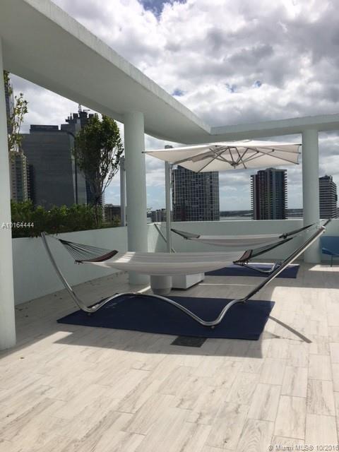 LE PARC AT BRICKELL - Residential Lease