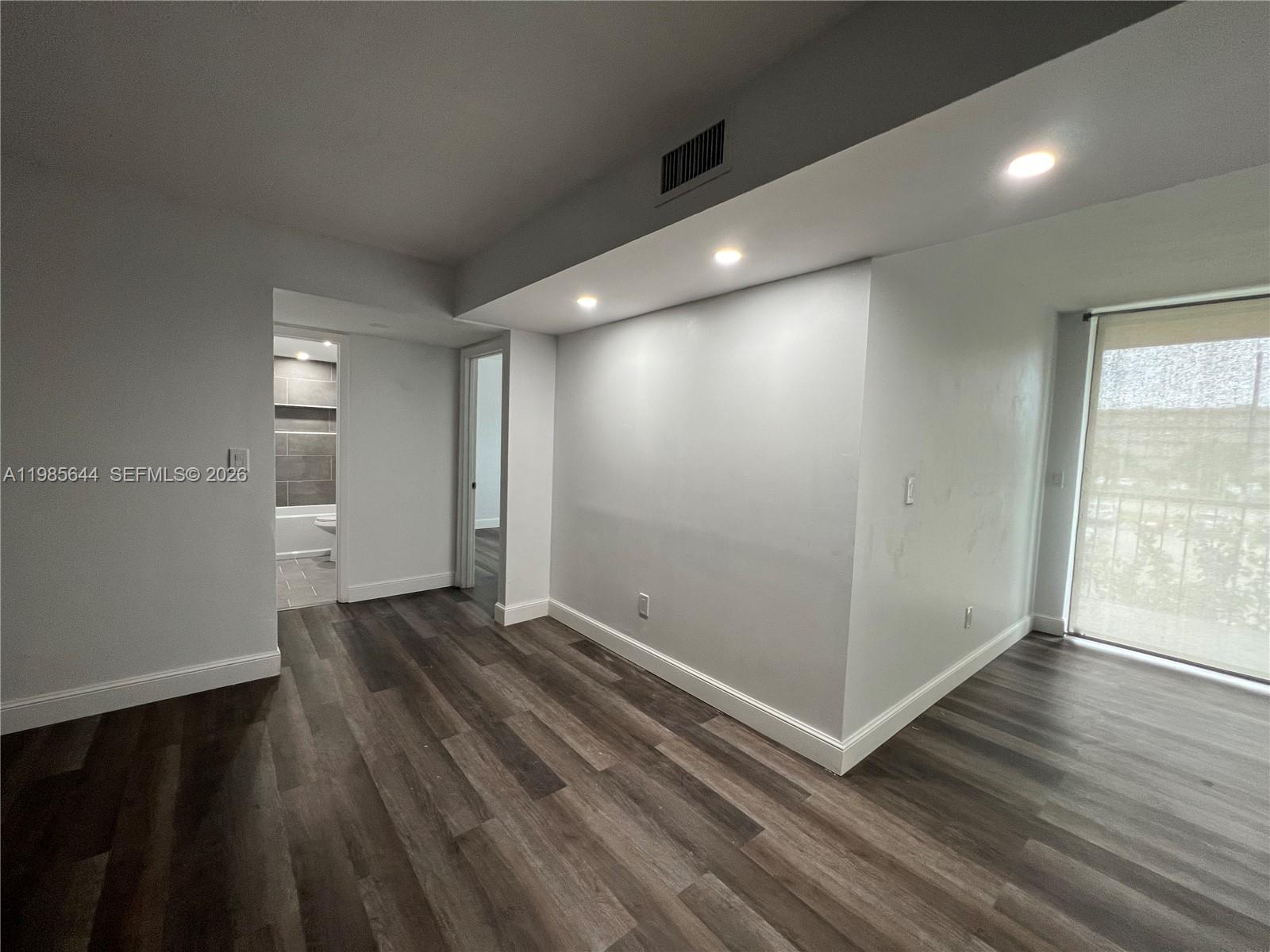 FOX CHASE CONDO #3 - Residential Lease