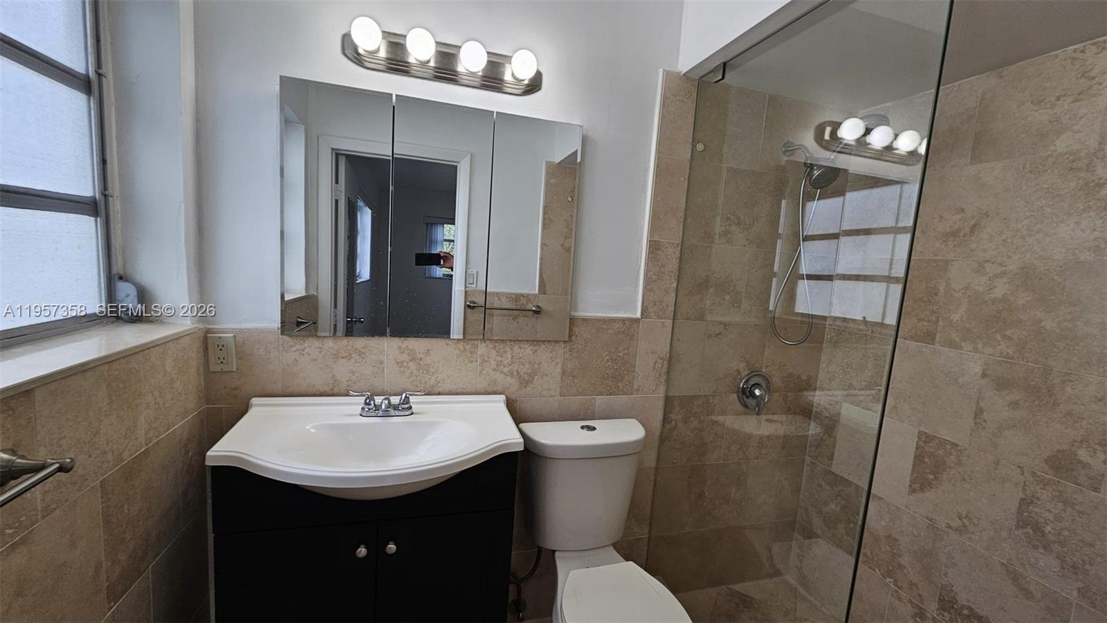 ALTOS DEL MAR NO 5 - Residential