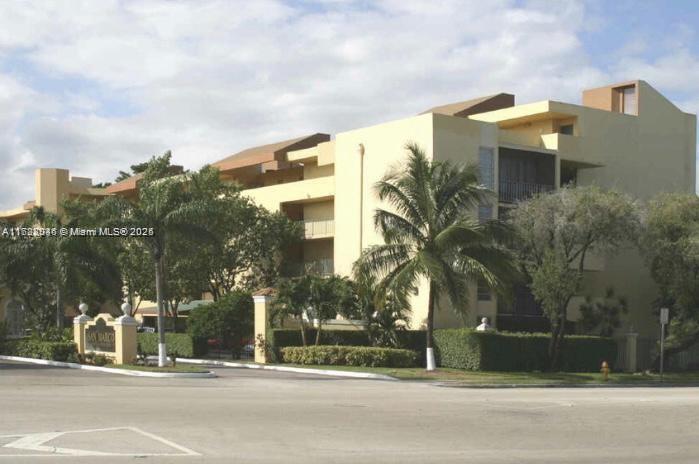 Rental Property at 8860 Fontainebleau Blvd 506, Miami, Broward County, Florida - Bedrooms: 2 
Bathrooms: 2  - $2,400 MO.