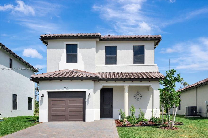 New construction ready to move-in home located in the most prime location in Naples, FL. This beautiful Balboa Model at Silverwood sits on a premium preserve lot. This homes features includes upgraded kitchen with quartz countertops, built-in cabinetry and stainless appliances and other premium upgrades. Enjoy state-of-arts amenities at the club at Maple Ridge , highly-acclaimed schools and town center within walking distance.