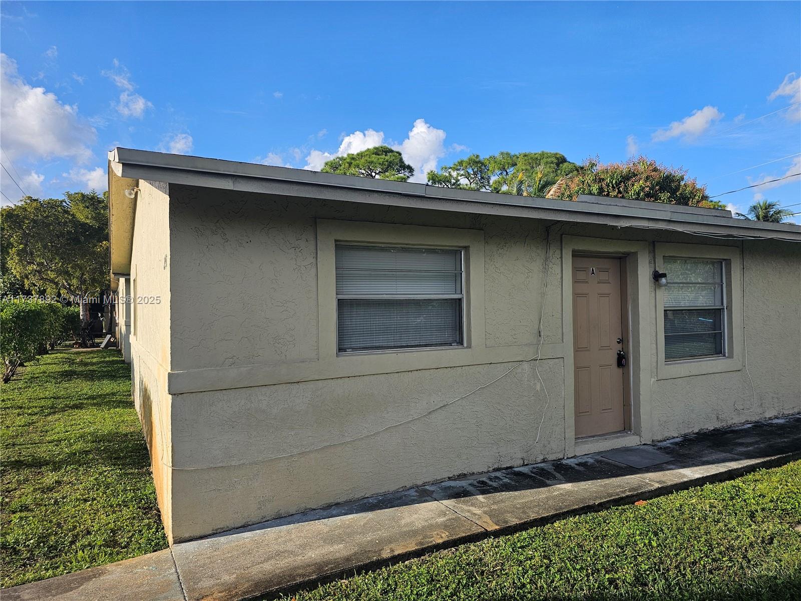 Rental Property at Address Not Disclosed, Fort Lauderdale, Broward County, Florida - Bedrooms: 2 
Bathrooms: 1  - $1,525 MO.