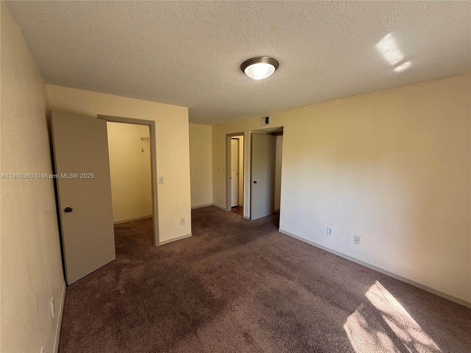 ISLES AT LAGO MAR CONDO - Residential Lease