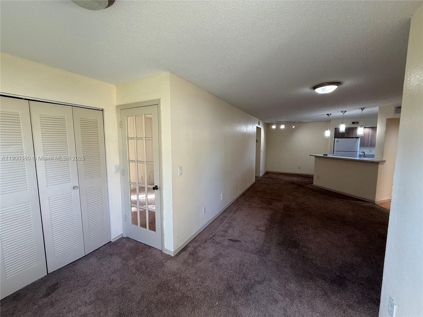 ISLES AT LAGO MAR CONDO - Residential Lease