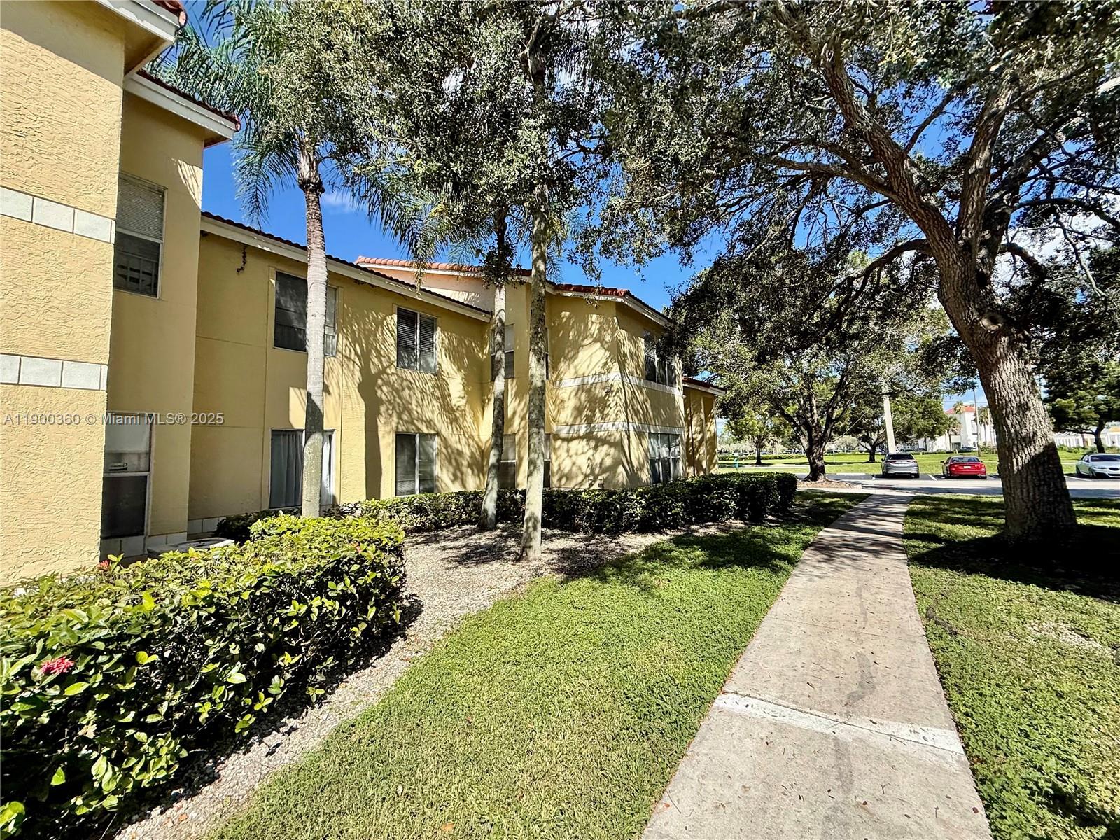 ISLES AT LAGO MAR CONDO - Residential Lease