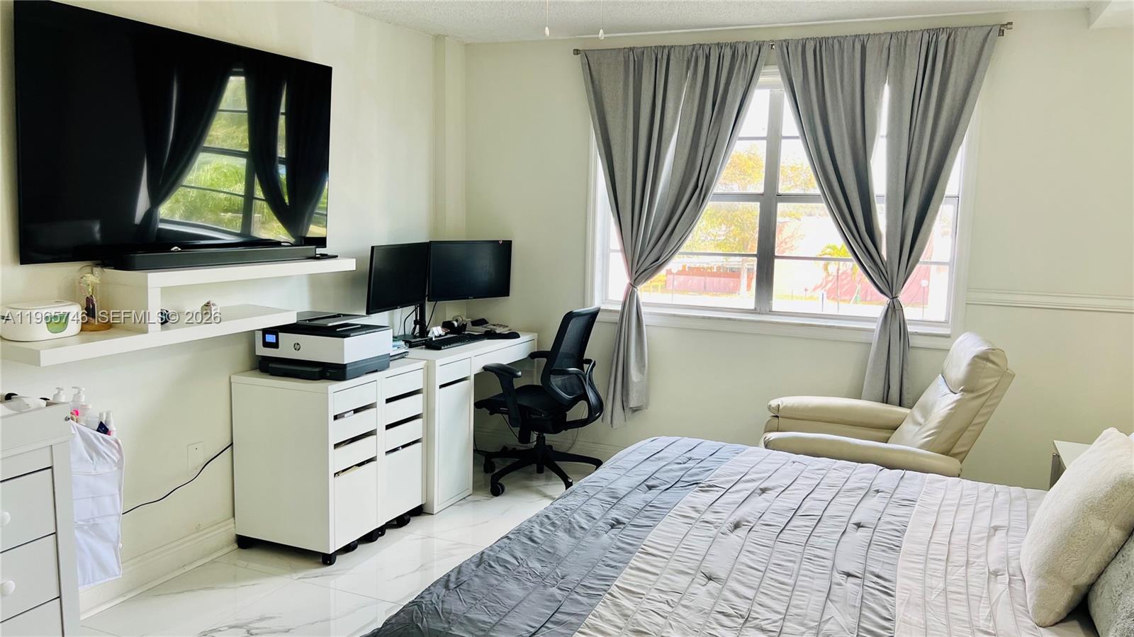 CYPRESS CLUB OF KENDALE C - Residential