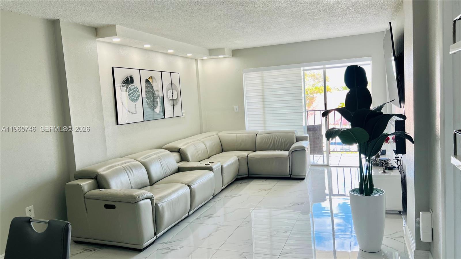 CYPRESS CLUB OF KENDALE C - Residential