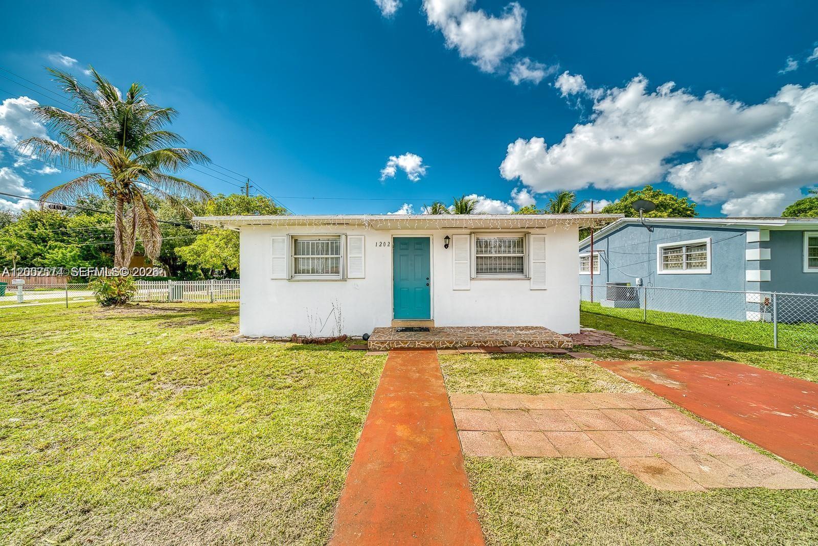 1200 NW 102nd St 1202