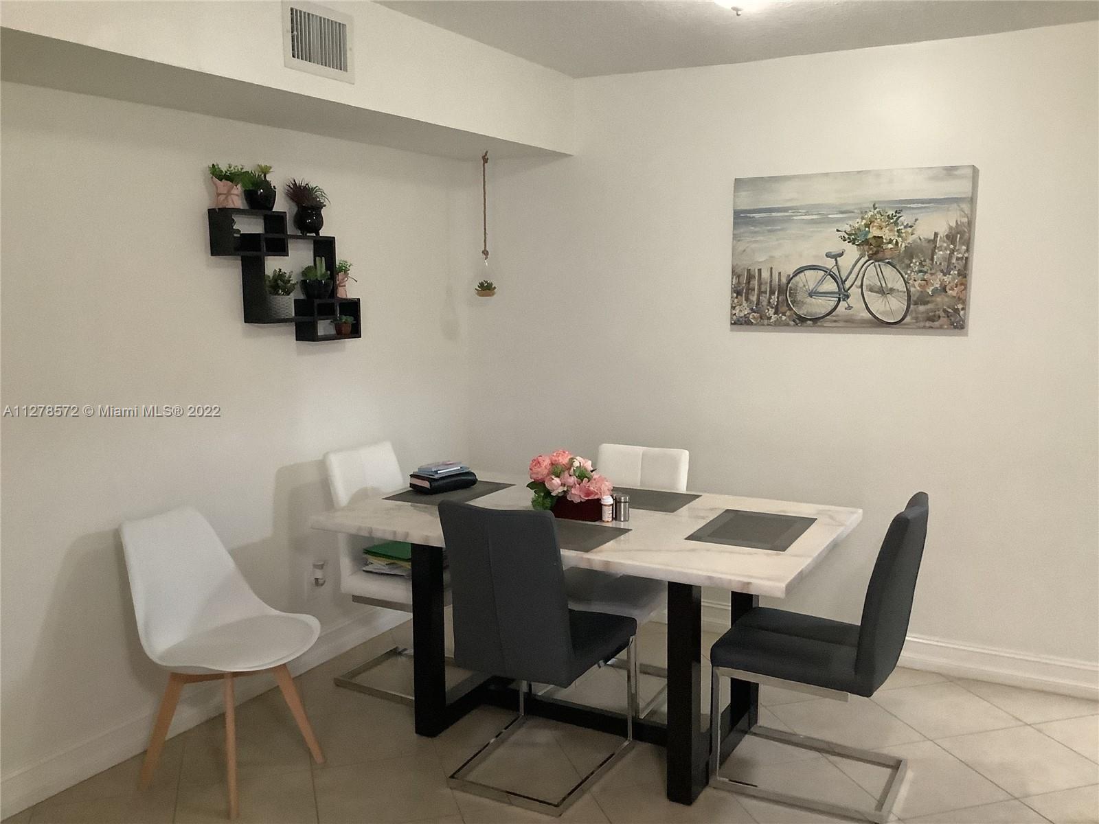 WINDING LAKE AT WELLEBY C - Residential