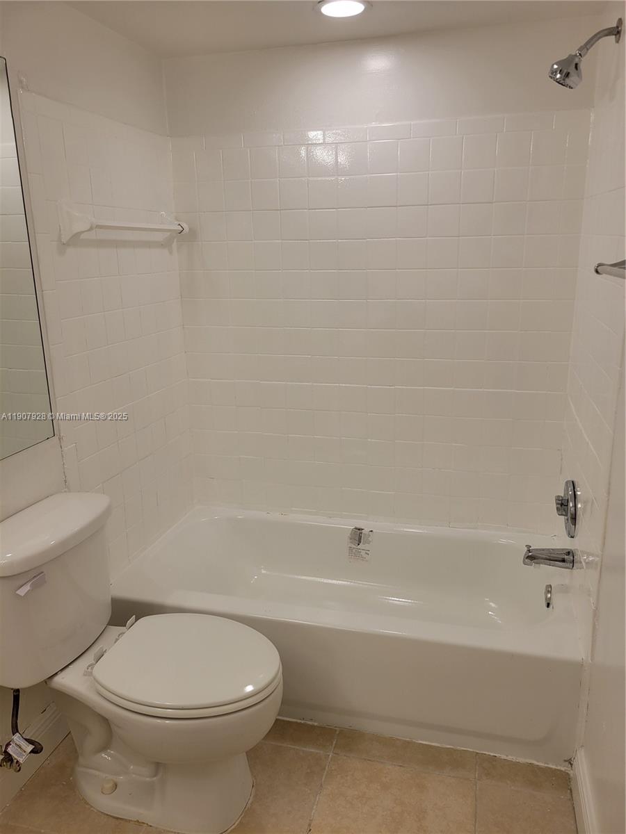 SUN VISTA GARDENS CONDO - Residential Lease