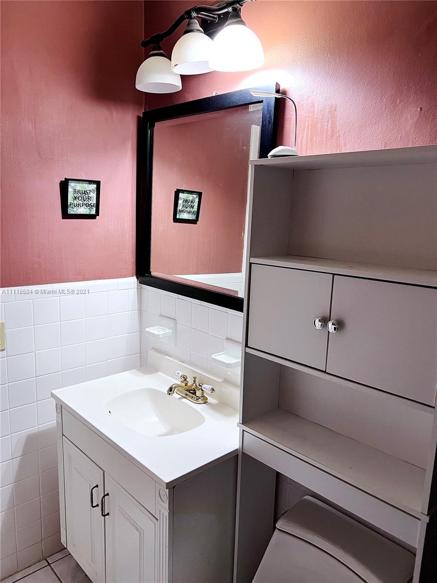 IVES ESTATES SEC 5 - Residential