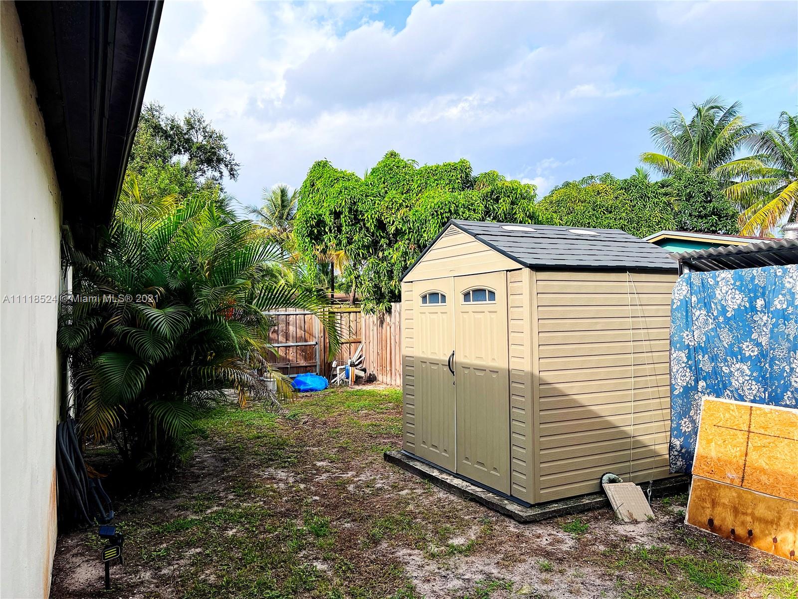 IVES ESTATES SEC 5 - Residential