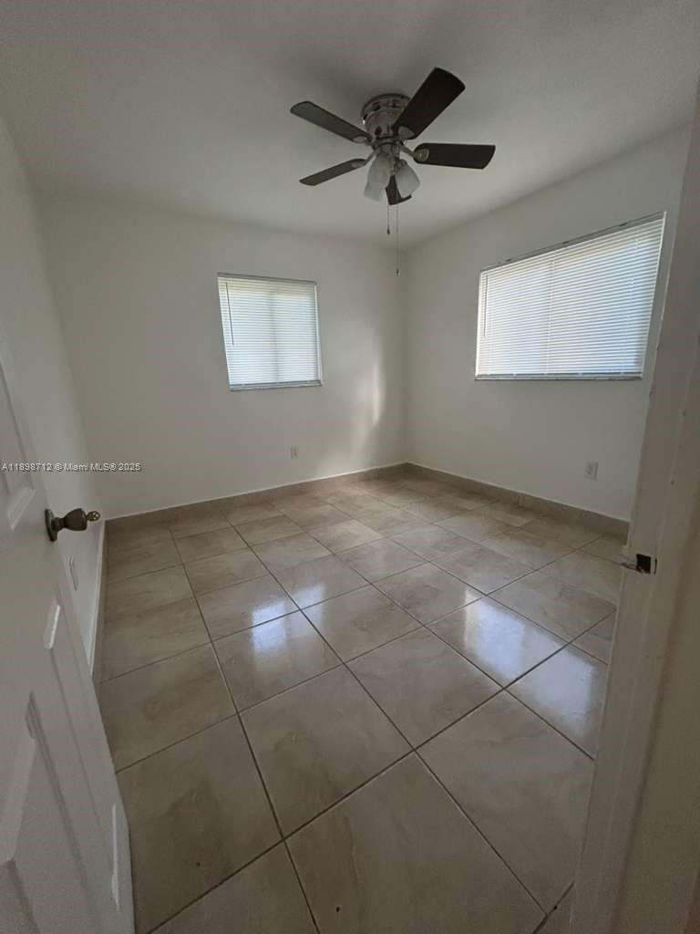 EVERGLADES SUGAR & LAND C - Residential Lease