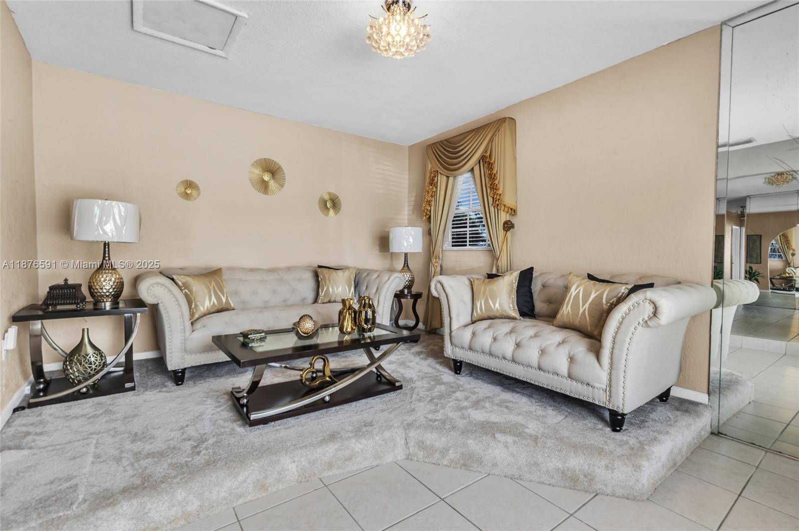 EAST DIXIE PARK 1ST ADDN - Residential