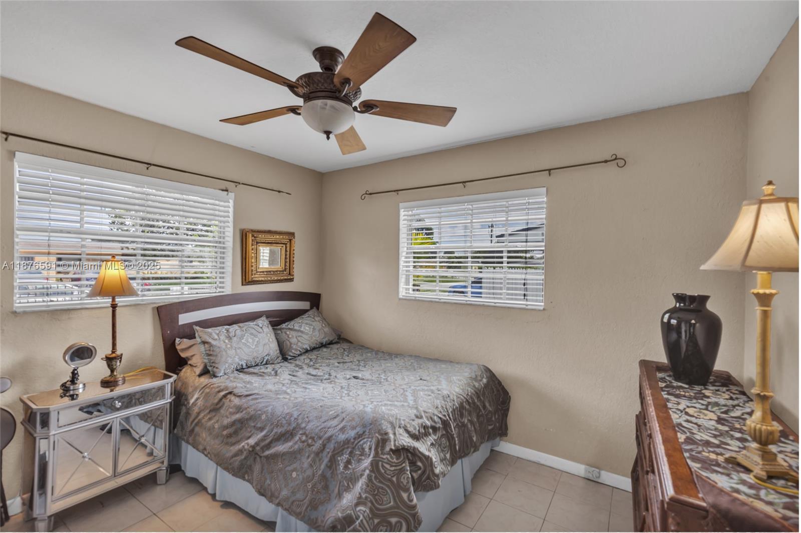 EAST DIXIE PARK 1ST ADDN - Residential