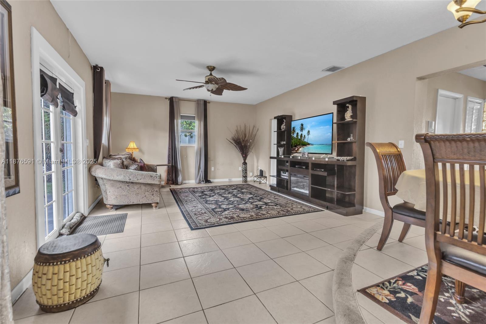 EAST DIXIE PARK 1ST ADDN - Residential