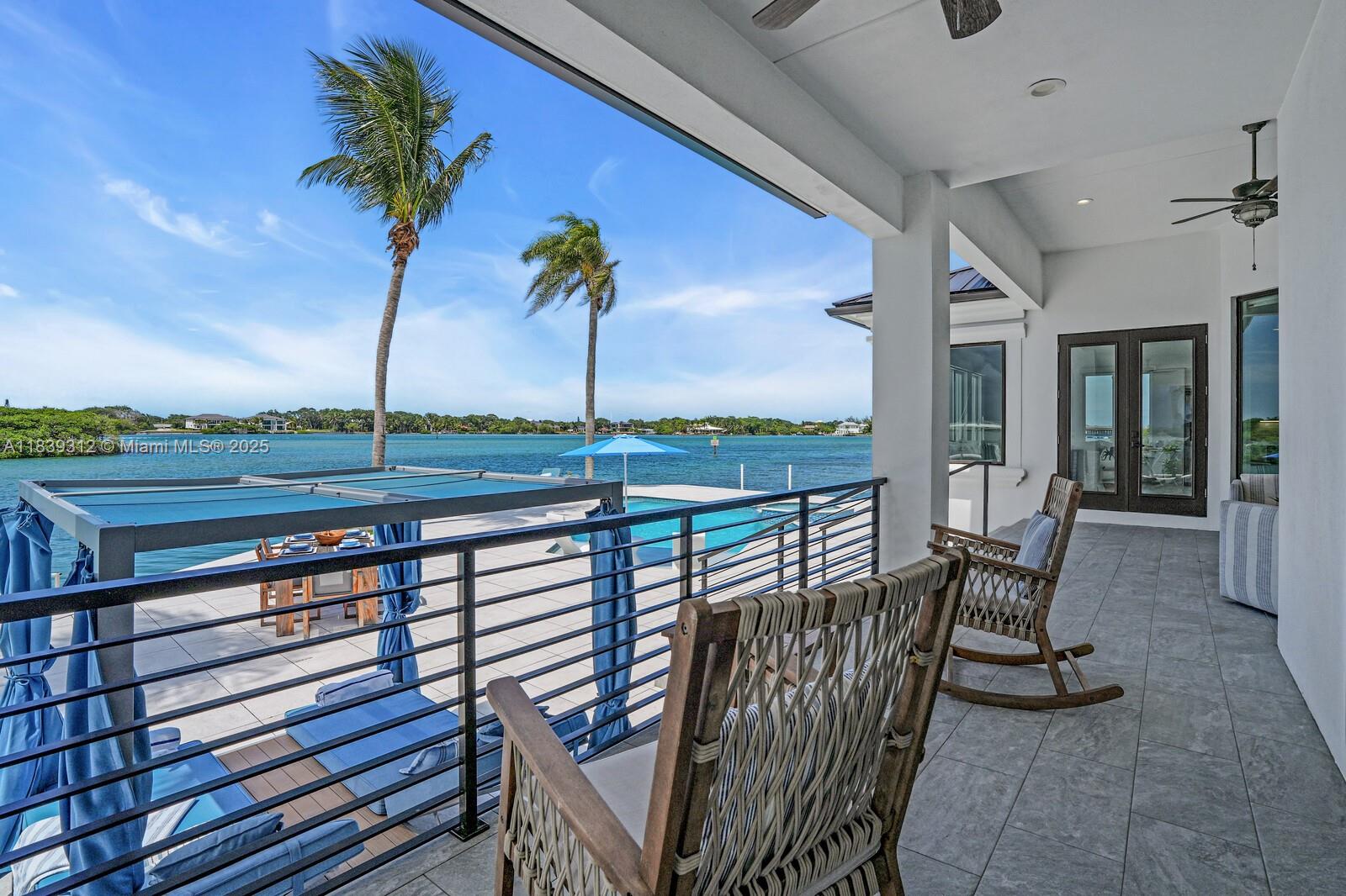 RIO VISTA OF ISLAND SHORE - Residential