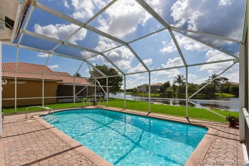 CRYSTAL POINTE - Residential