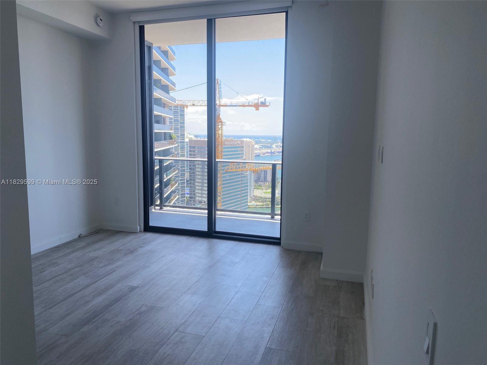 45 SW 9th St 4503