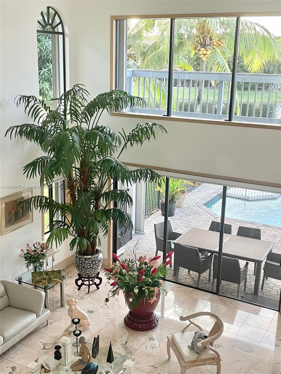 WOODFIELD HUNT CLUB II - Residential