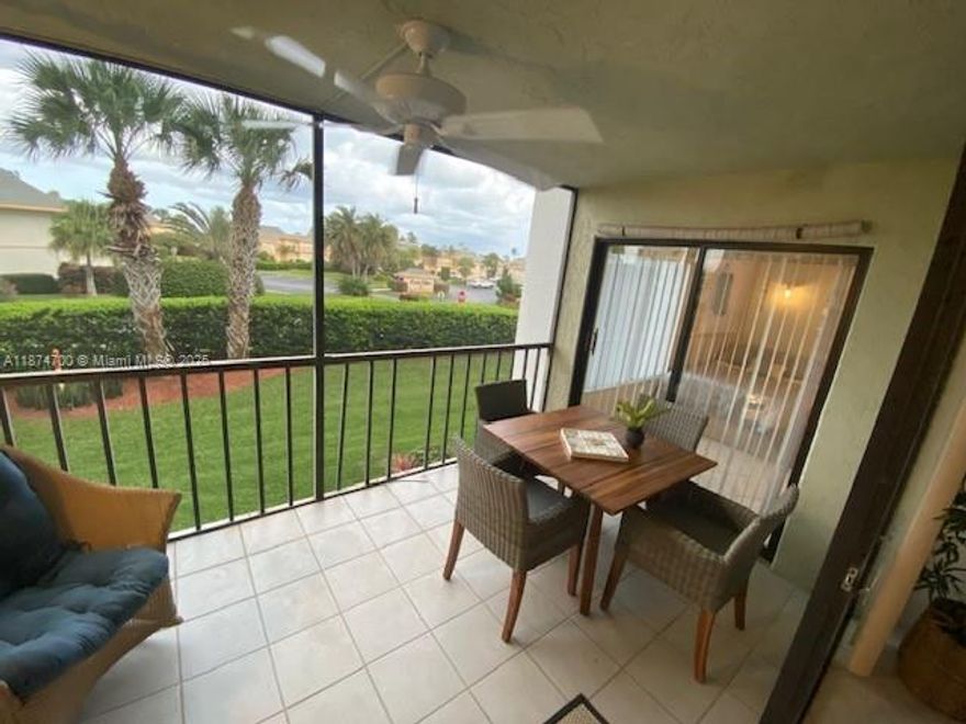 Experience luxury living in Fort Pierce. This stunning 2-bedroom, 2-bath unit offers everything you need for a comfortable lifestyle. Enjoy access to pickleball courts, three swimming pools, a tennis court, restaurants, and a golf course. Plus, you're just minutes away from dining and shopping options.
