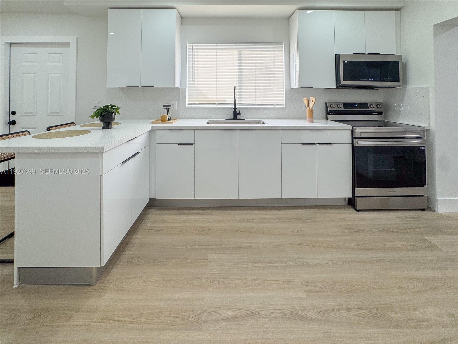 LEISURE CITY SEC 3 - Residential