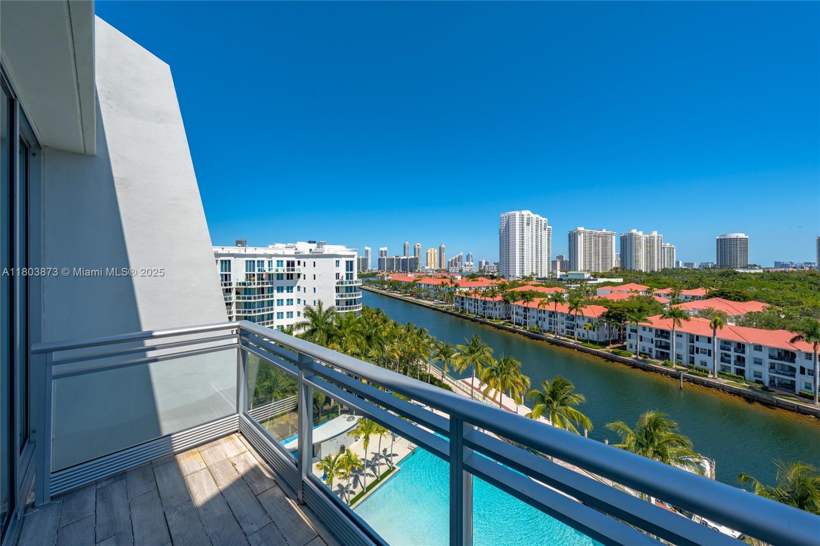 ARTECH RESIDENCES AT AVEN - Residential