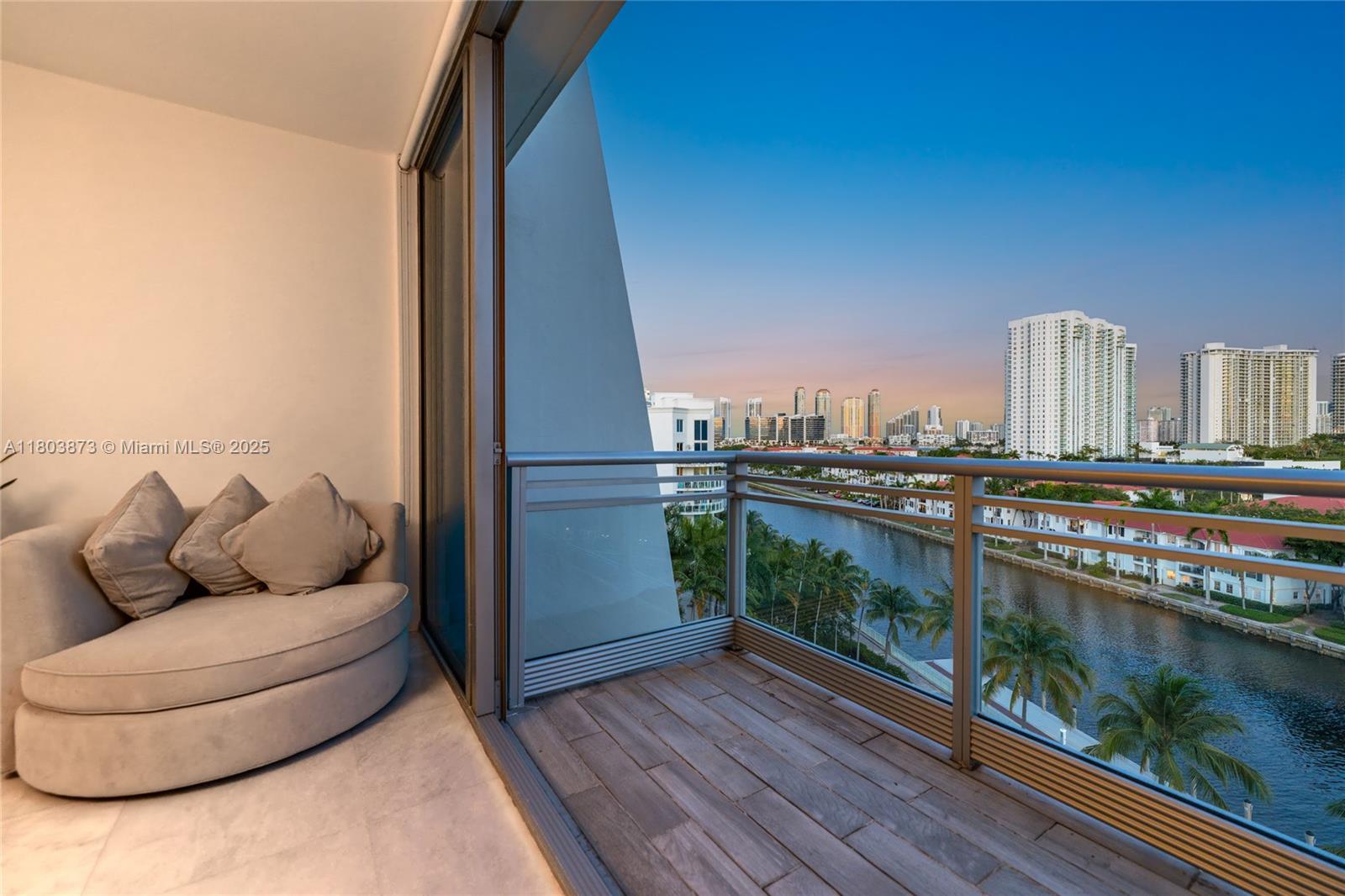ARTECH RESIDENCES AT AVEN - Residential