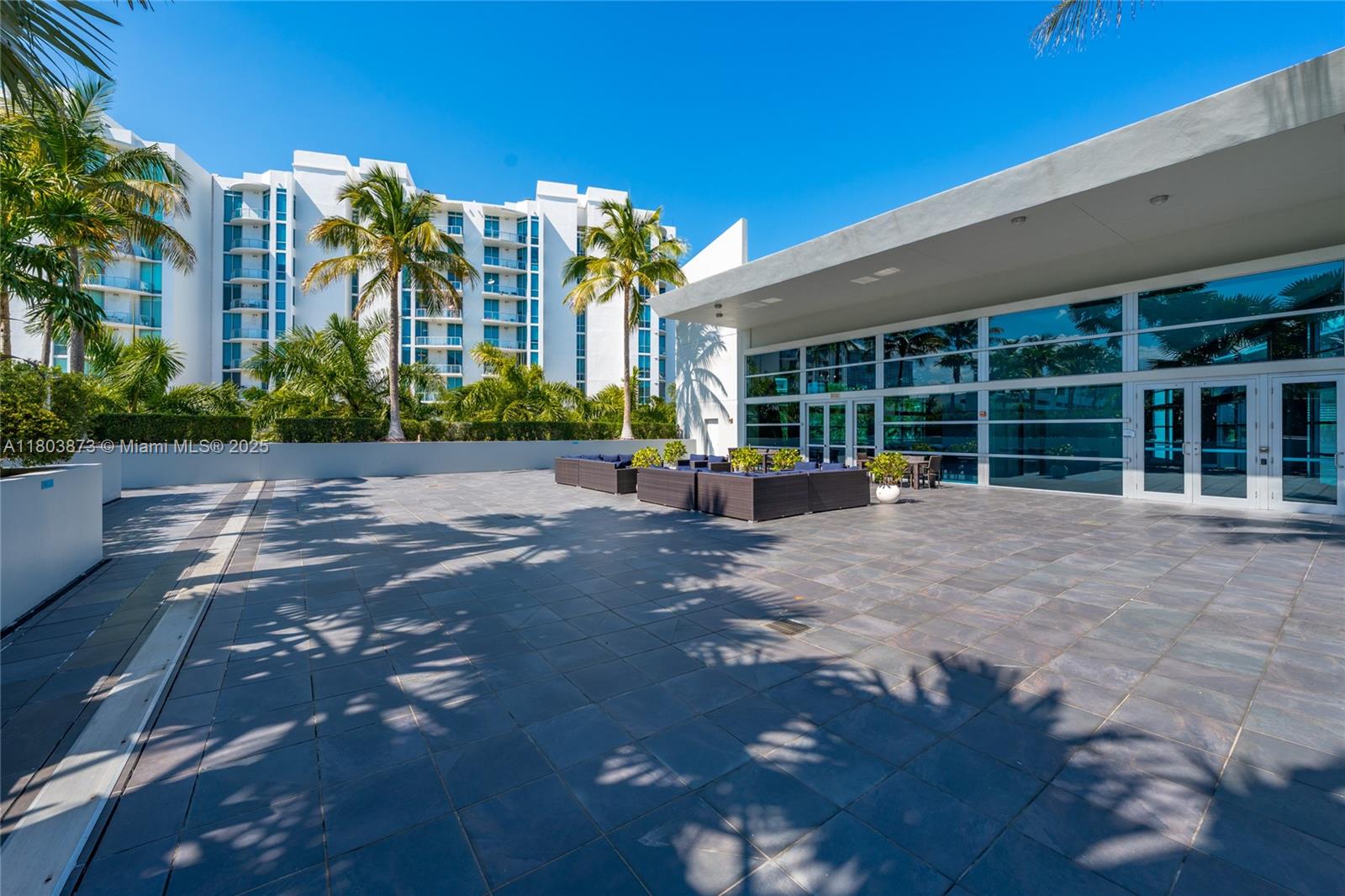 ARTECH RESIDENCES AT AVEN - Residential