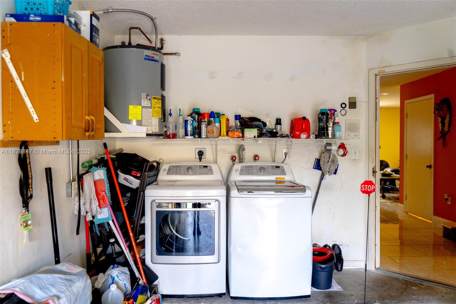 VISTA ALEGRE TOWNHOMES VI - Residential