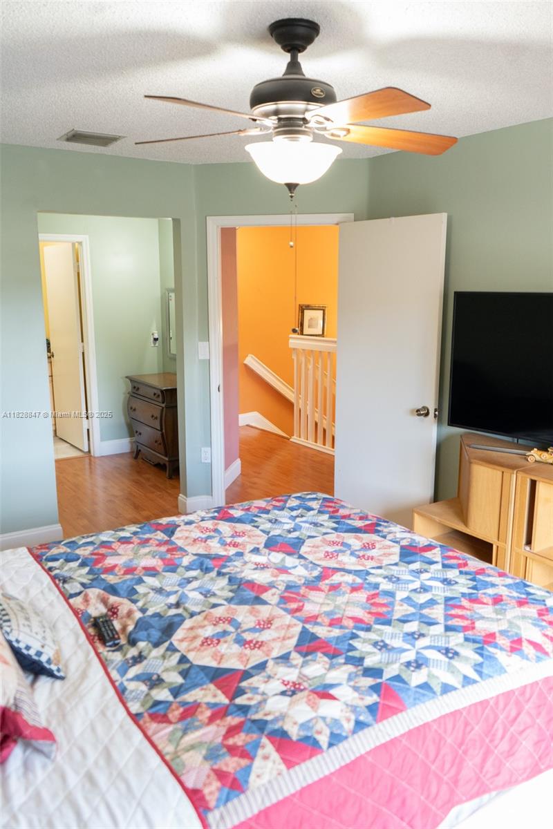 VISTA ALEGRE TOWNHOMES VI - Residential