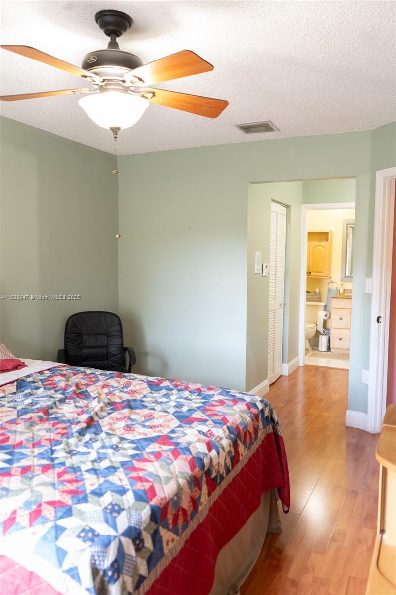 VISTA ALEGRE TOWNHOMES VI - Residential