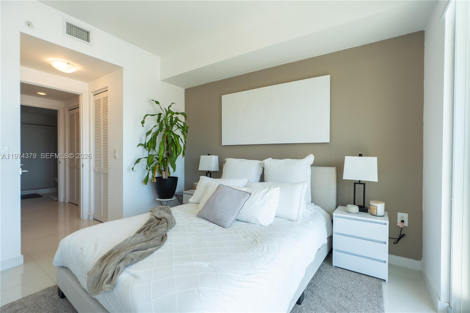 GRAND BAY COMMONS SOUTH - Residential