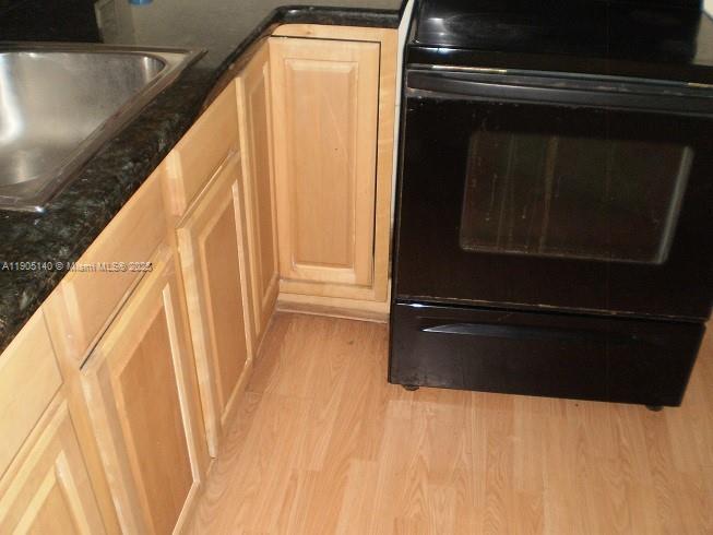 LAKE POINTE CONDOMINIUM N - Residential