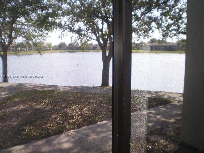 LAKE POINTE CONDOMINIUM N - Residential