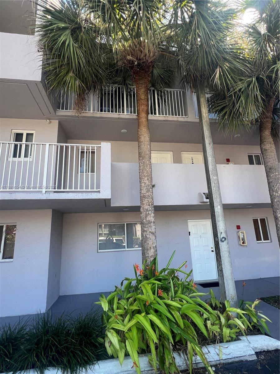 TERRAZAS DEL SOL CONDO - Residential Lease
