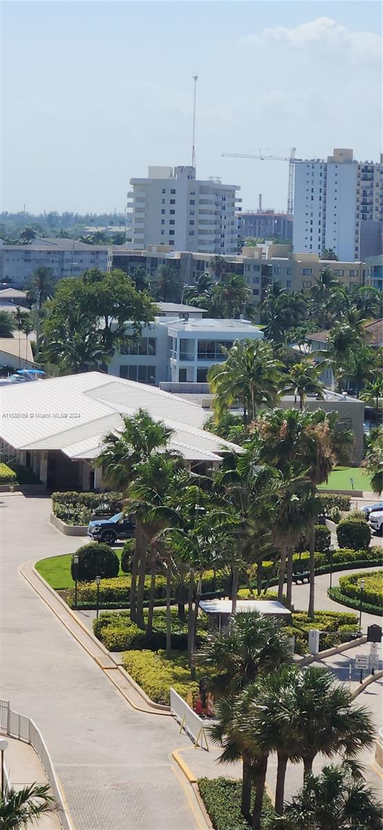 HEMISPHERES CONDO OCEAN SO - Residential Lease