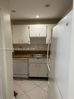 1205 Mariposa Ave 219