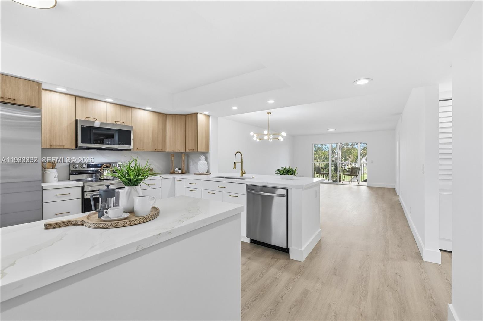 CAMBRIDGE AT CENTURY - Residential