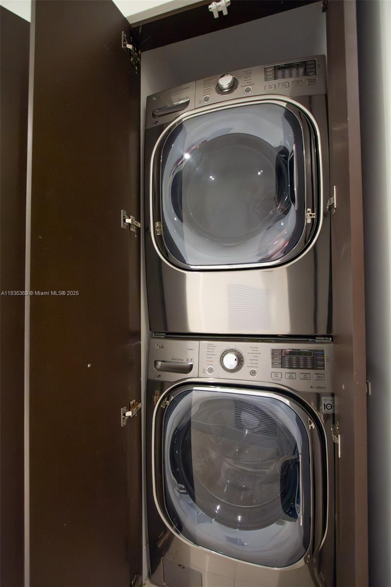 RESORT VILLA ONE CONDO - Residential Lease