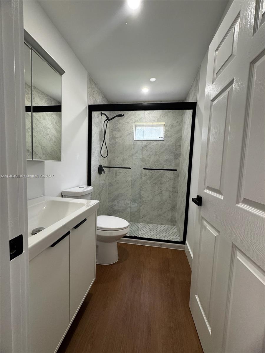 HIBISCUS GARDENS AMENDED - Residential Lease