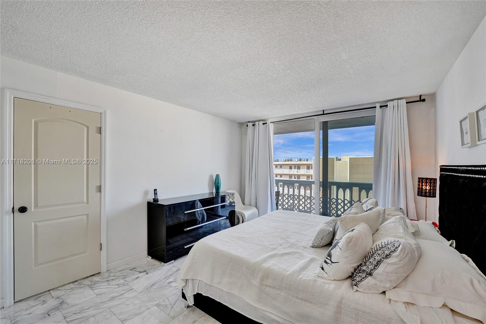 MEADOWBROOK CONDO APTS BL - Residential