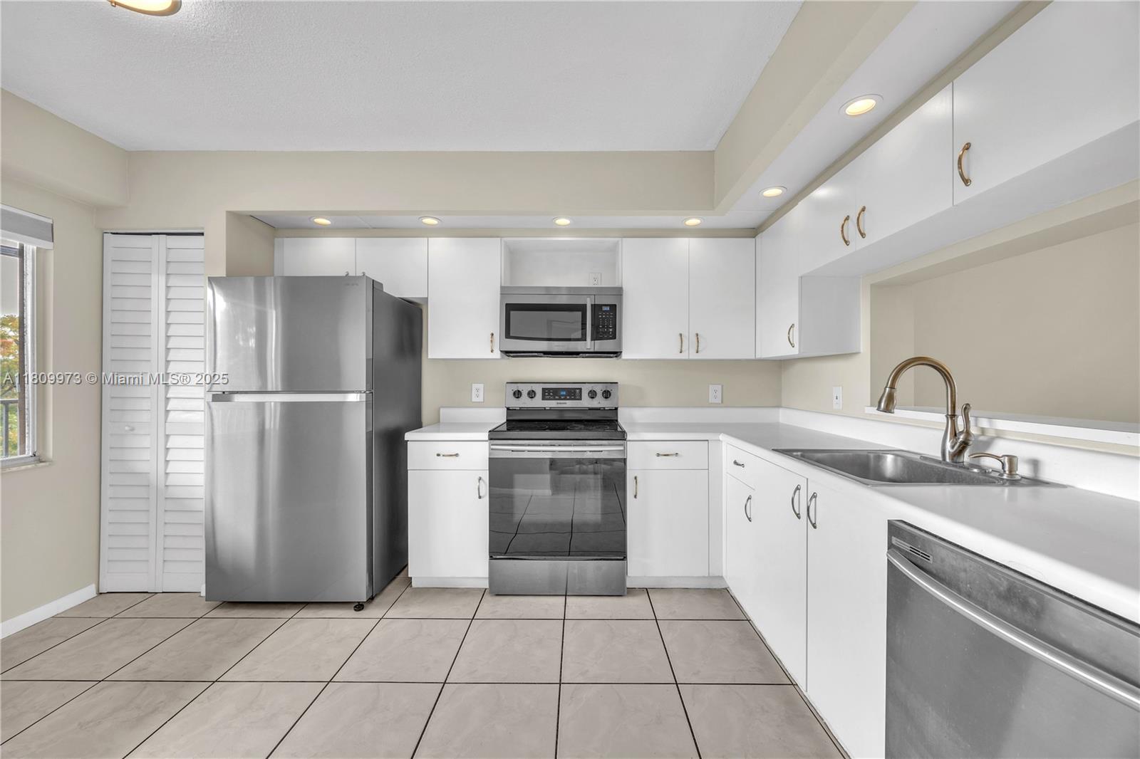 12551 SW 16th Ct 403C